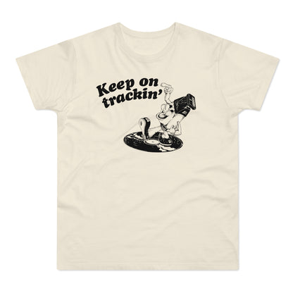 Keep On Tracking T Shirt (Standaard Gewicht)