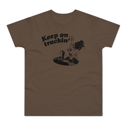 Keep On Tracking T Shirt (Standaard Gewicht)